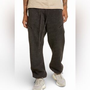 Fear of God Essential Relaxed Polar Fleece Sweatpants Size L